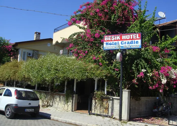 Besik 3* Φετιγιέ