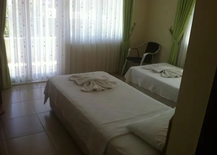 Besik Ξενοδοχείο Φετιγιέ